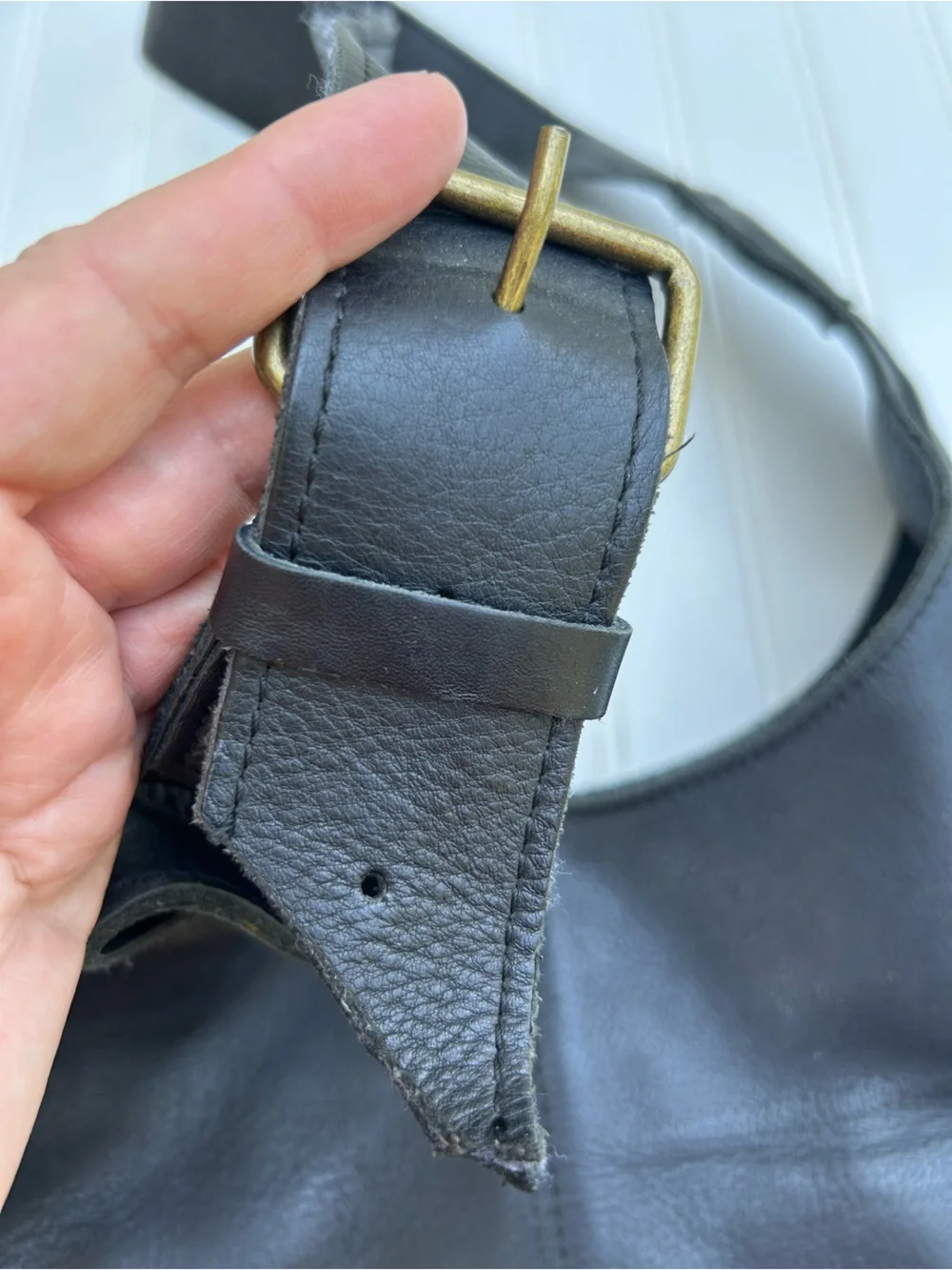 Black Leather Purse Shoulder Bag Hobo Pebbled Brass Heavy Travel